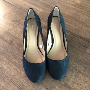 A New Day Black Felt Wedge Heels 6